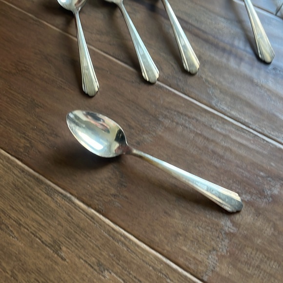 WM.A. Rogers Overlaid - Set of 6- Teaspoons - Picture 9 of 12